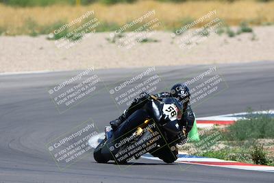 media/Apr-30-2023-CRA (Sun) [[020fcf5d43]]/Race 2-600 Expert Supersport/